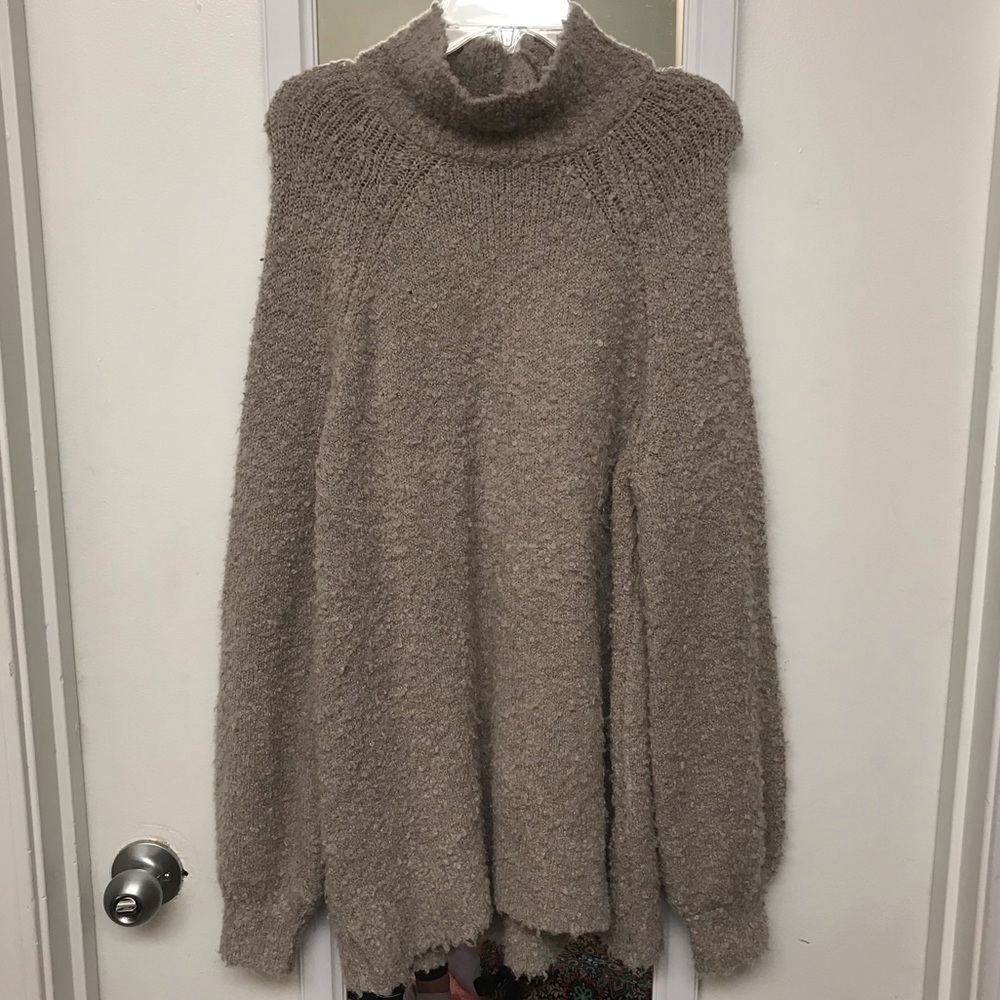 Fuzzy Aerie sweater